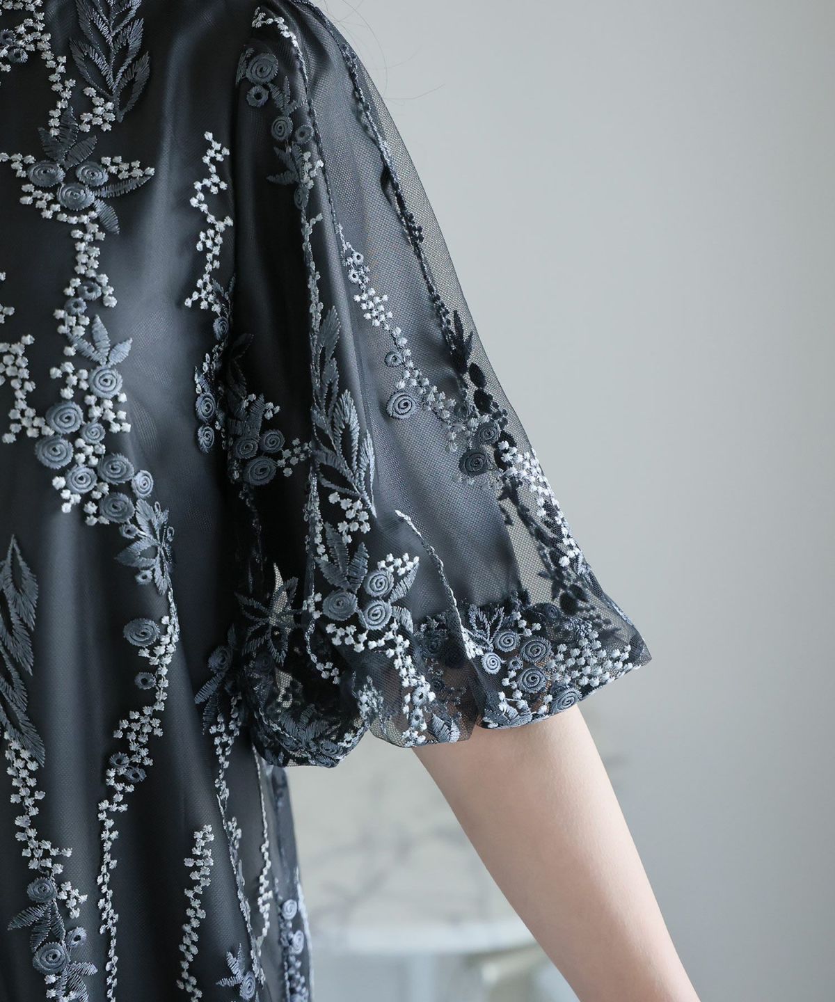 総刺繍テントラインドレス | PourVous（プールヴー）パーティー