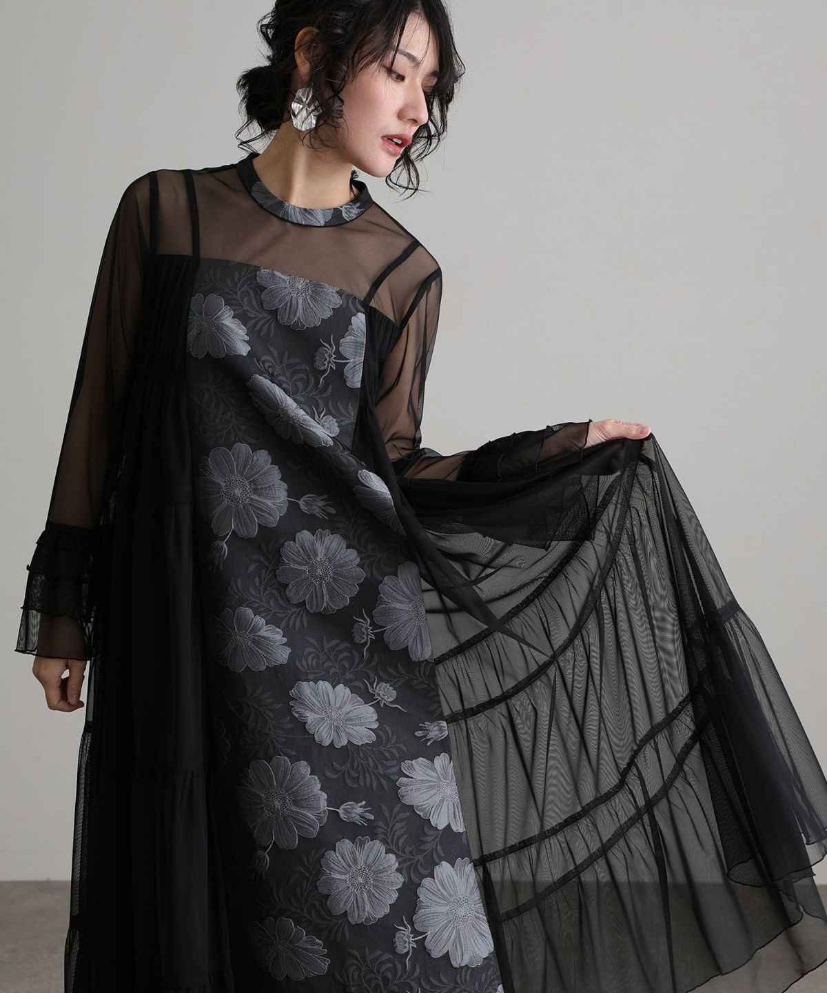 ジャガードティアードドレス