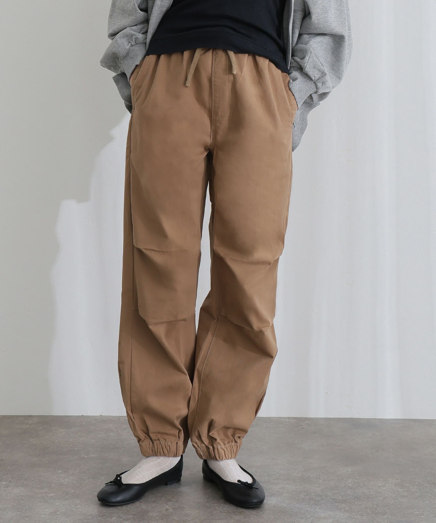 リラックスワイド パラシュートパンツ