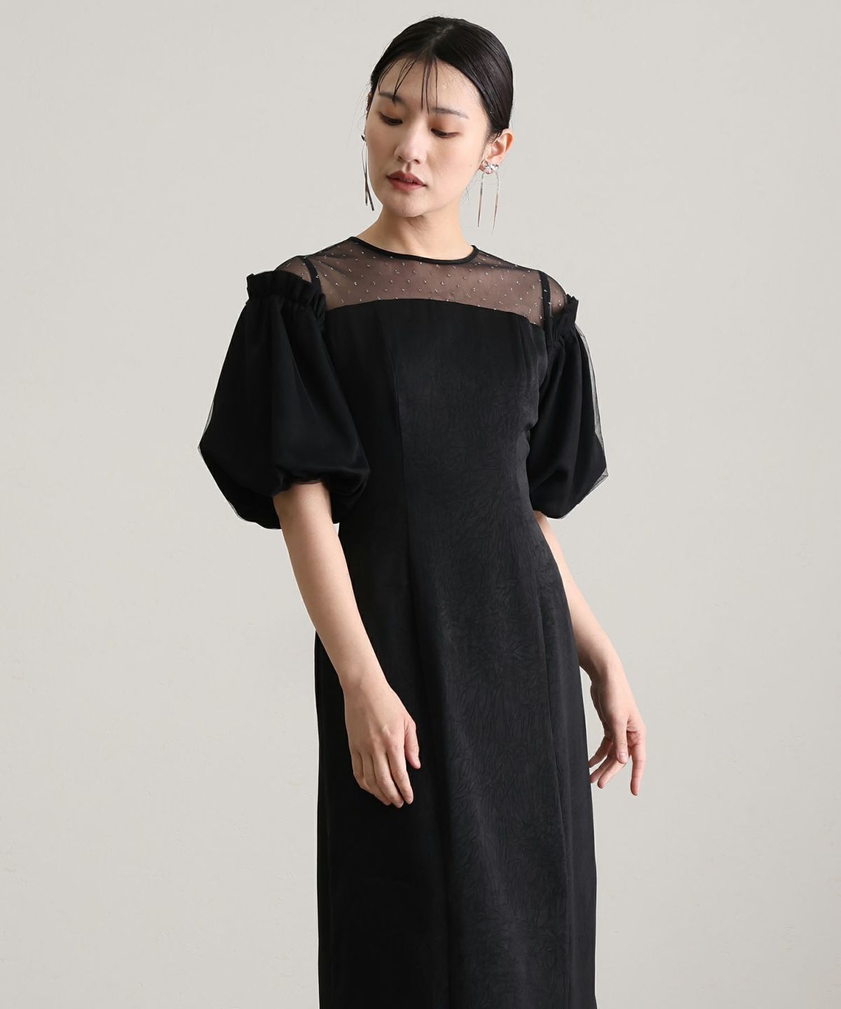 ヴィンテージ風サテンIラインドレス