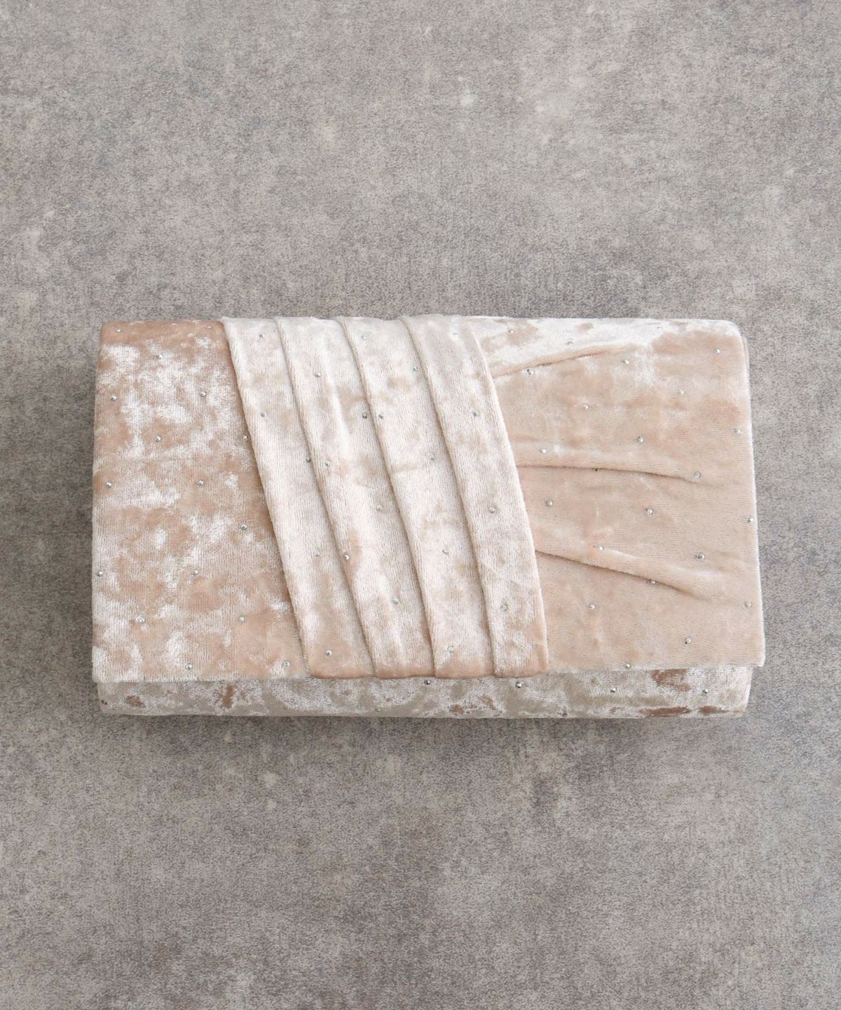 ラインストーン付きベロアクラッチバッグ