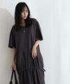 ドロストシャーリングVネックワンピース
