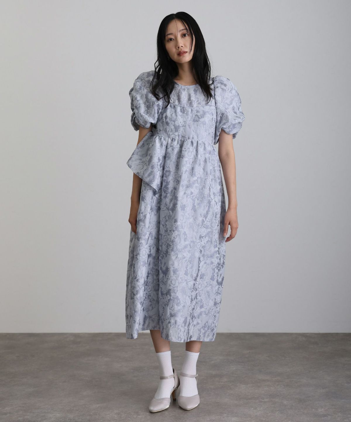 バブルスリーブジャガードドレス
