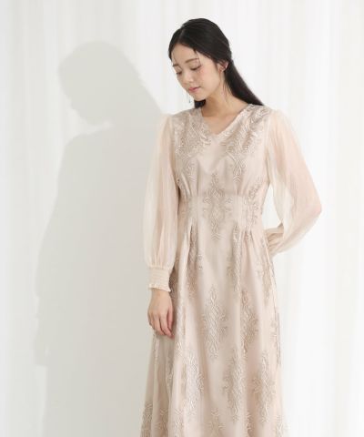 クラシカルエンブロイダリードレス