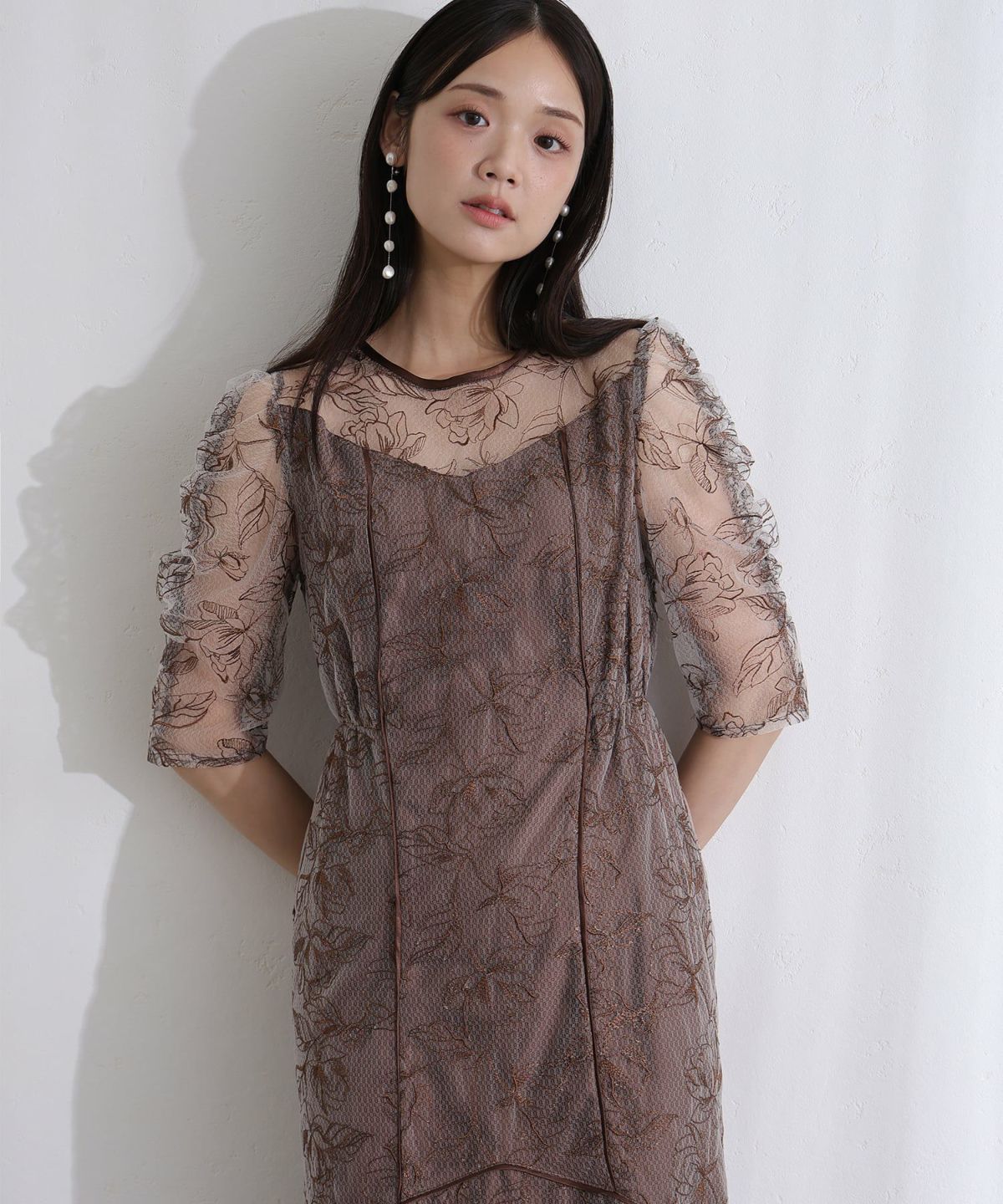 フローラルレイヤードチュールドレス