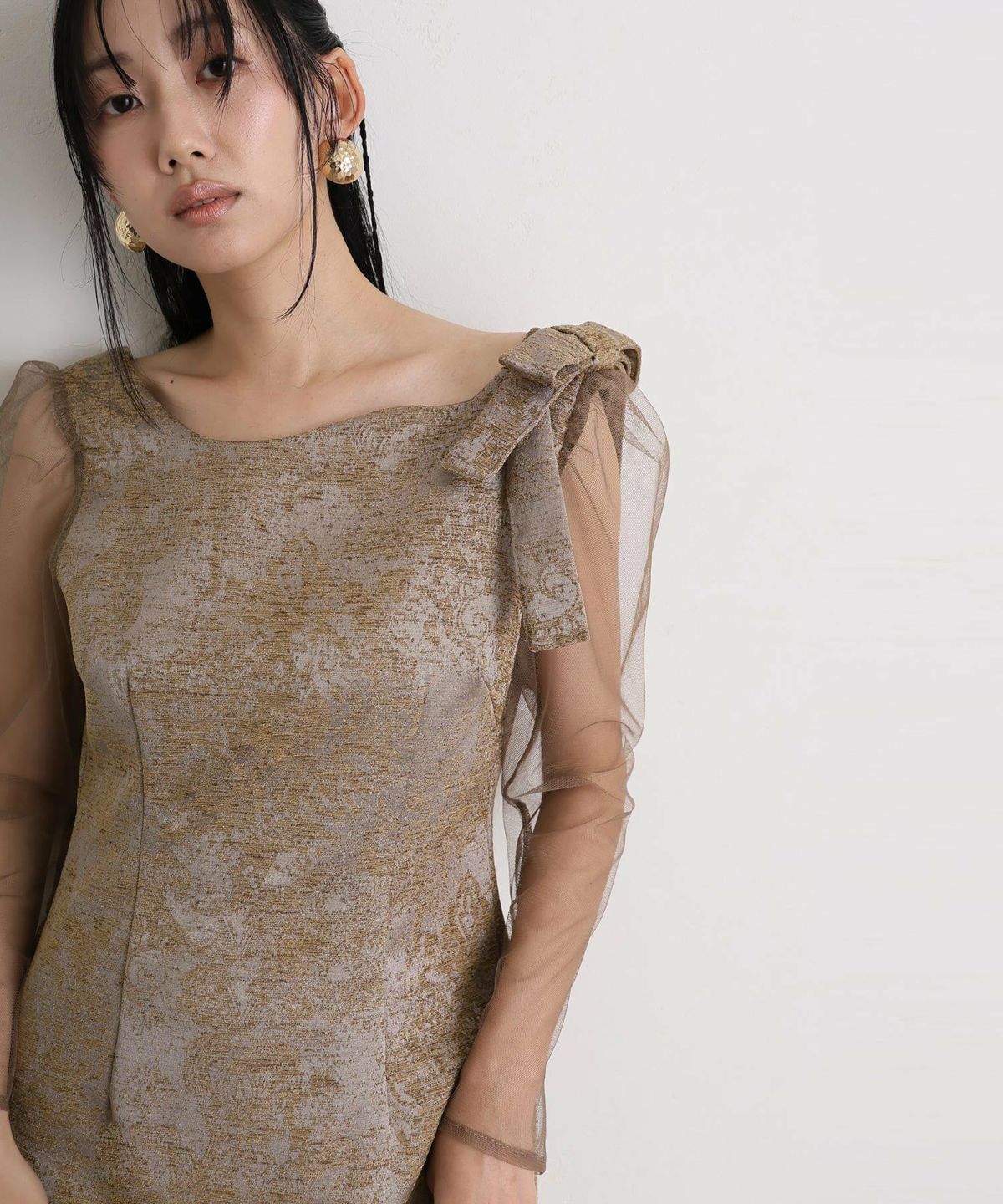 ショルダーリボンジャガードドレス